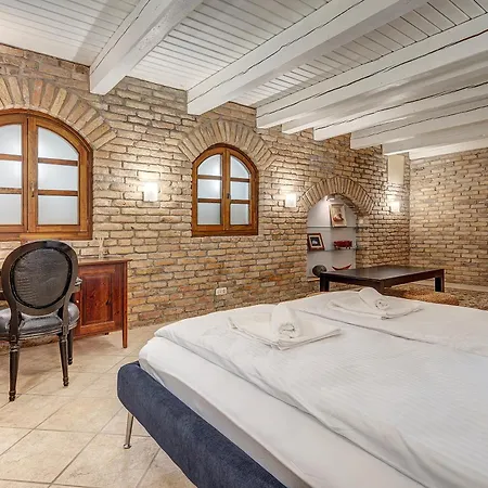 公寓 Spacious 3br In The Heart Of Old Town, 3 *